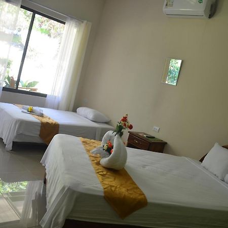 Manuel Antonio Hostel Resort Dış mekan fotoğraf