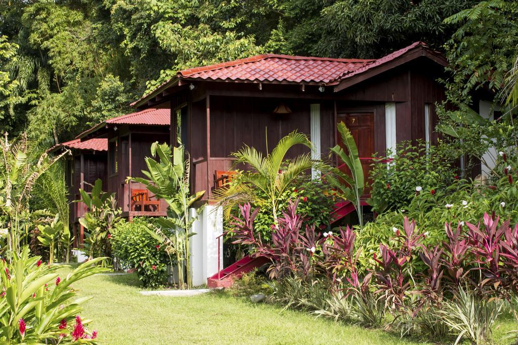 Manuel Antonio Hostel Resort Dış mekan fotoğraf
