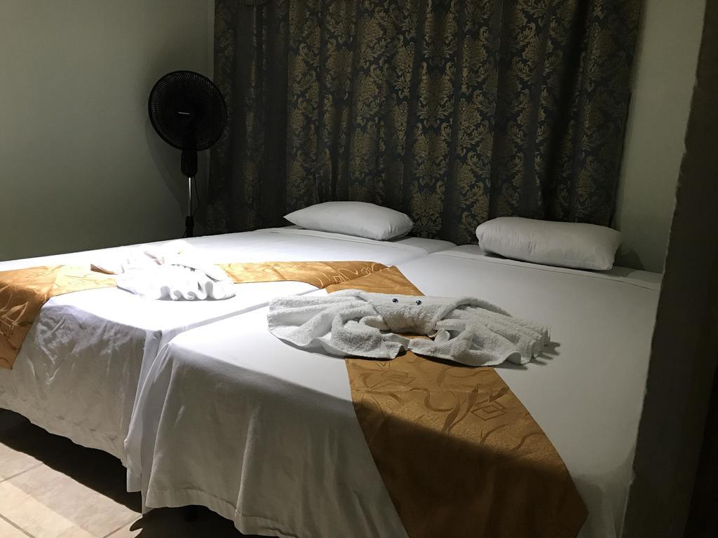 Manuel Antonio Hostel Resort Dış mekan fotoğraf