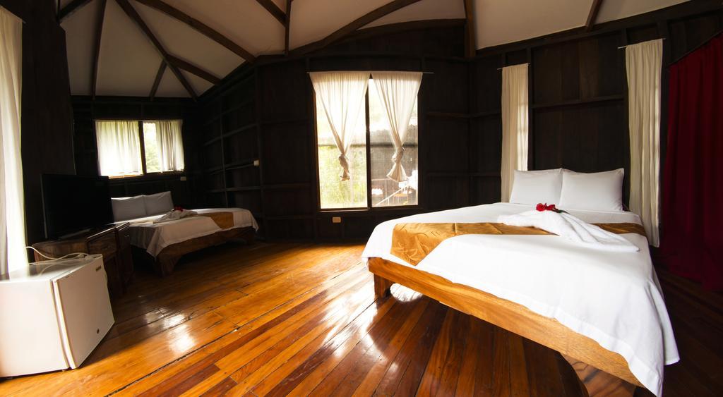 Manuel Antonio Hostel Resort Dış mekan fotoğraf