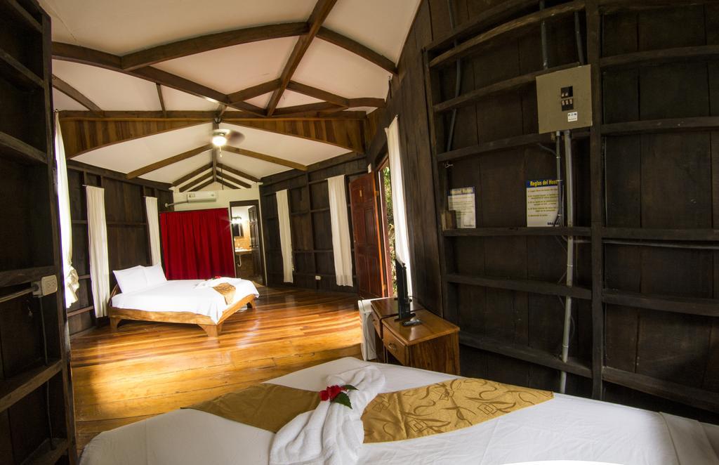 Manuel Antonio Hostel Resort Dış mekan fotoğraf