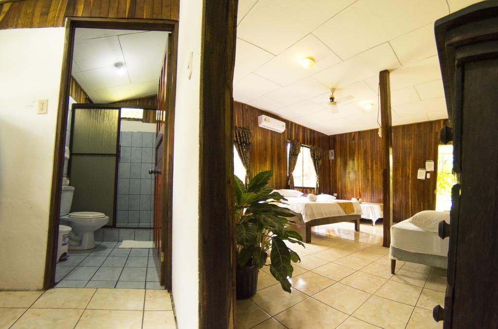Manuel Antonio Hostel Resort Dış mekan fotoğraf