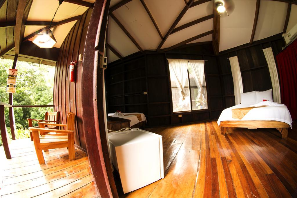 Manuel Antonio Hostel Resort Dış mekan fotoğraf