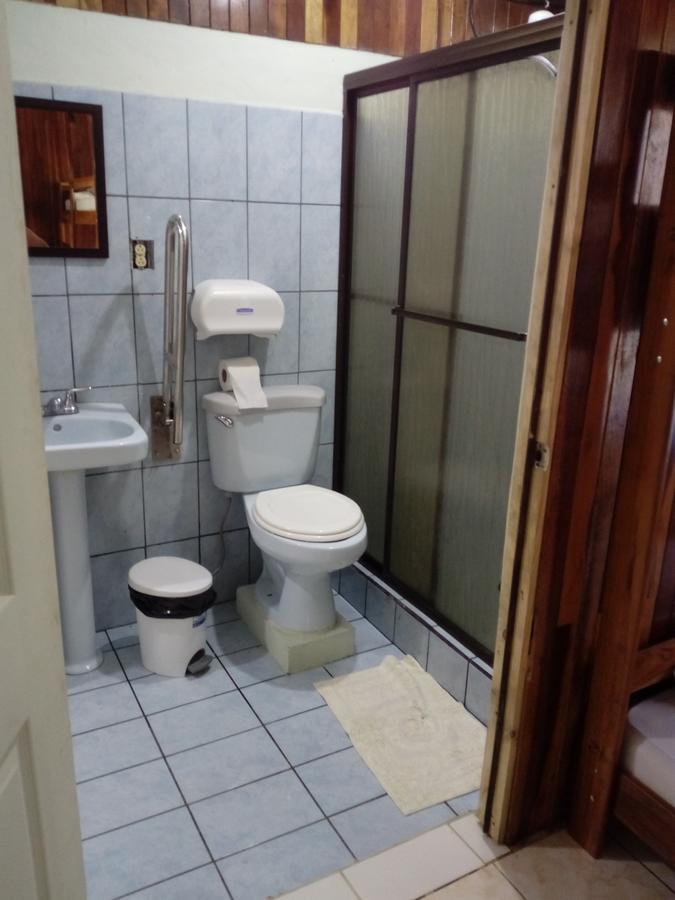 Manuel Antonio Hostel Resort Dış mekan fotoğraf